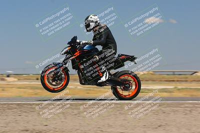 media/Sep-04-2023-Lets Ride (Mon) [[34443f911e]]/B Group/1220pm (Wheelie Bump)/